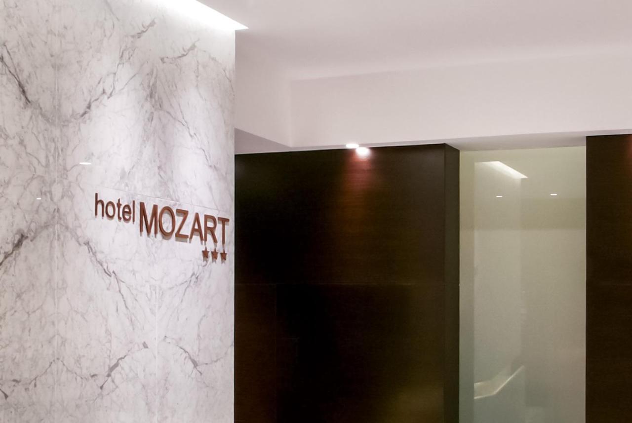 Hotel Mozart Valladolid Ngoại thất bức ảnh