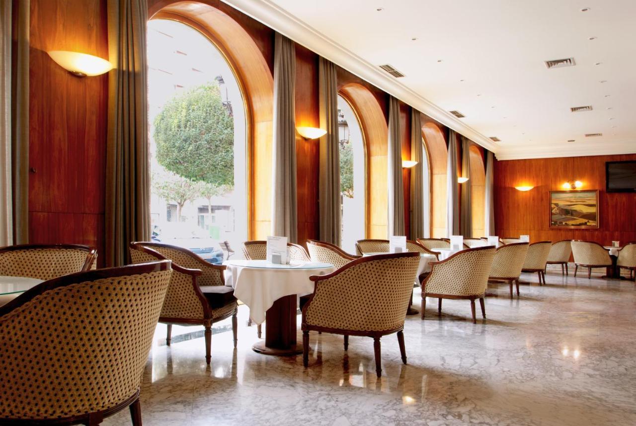 Hotel Mozart Valladolid Ngoại thất bức ảnh