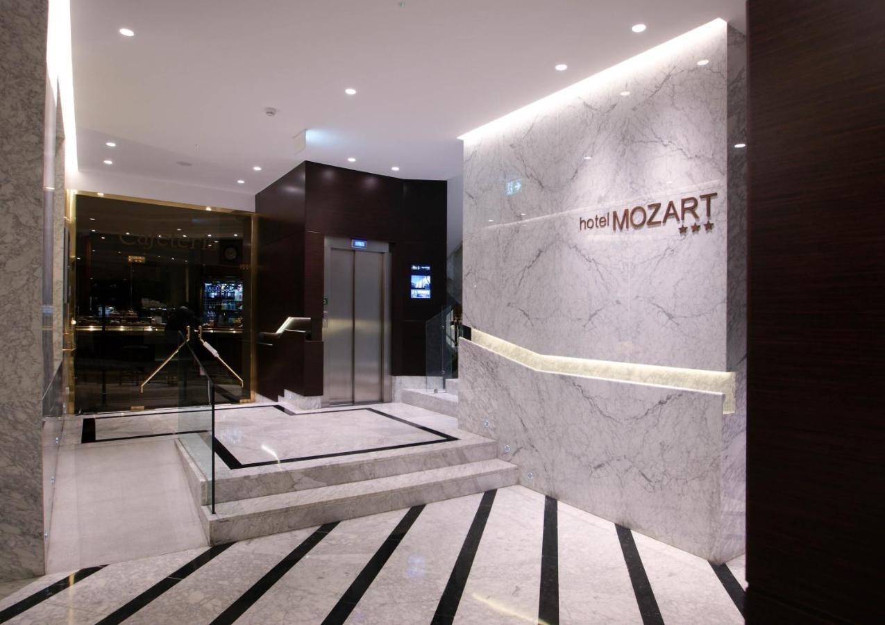 Hotel Mozart Valladolid Ngoại thất bức ảnh
