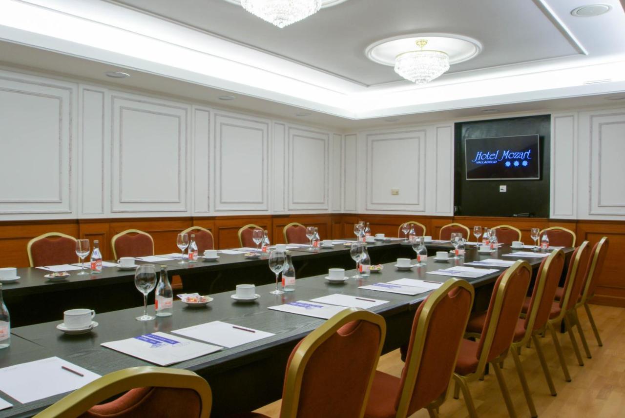 Hotel Mozart Valladolid Ngoại thất bức ảnh